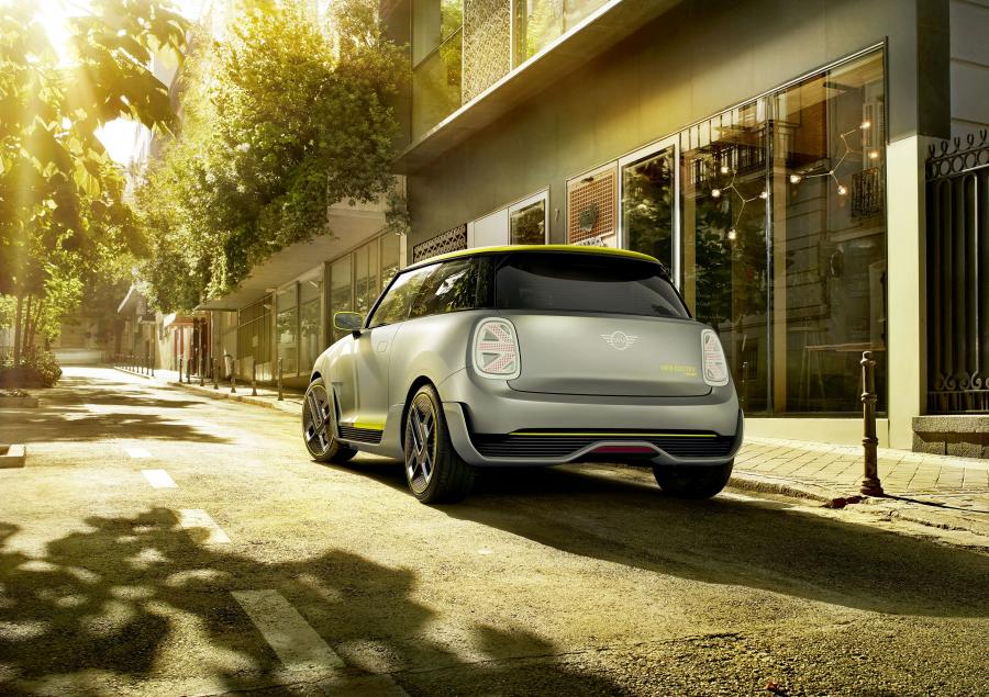  Mini Electric Concept 2017 года  (фото 7 из 47)